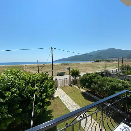 Maritsa's Daire Stavros (Thessaloniki)