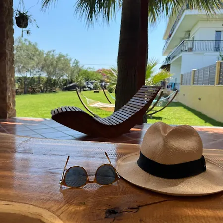 Maritsa's Daire Stavros (Thessaloniki)